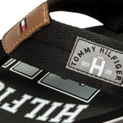 Homme Tongs Tommy Hilfiger - Essential Th Beach Sandal FM0FM01369 Black 990 Noir 13 Homme Tongs Tommy Hilfiger - Essential Th Beach Sandal FM0FM01369 Black 990 Noir -Tommy Hilfiger Soldes 0000200150345 06 gh