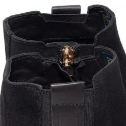 Femme Bottines TOMMY HILFIGER - Th Hardware Suede Flat Boot FW0FW05974 Black BDS Noir -Tommy Hilfiger Soldes 0000208905473 05 wj