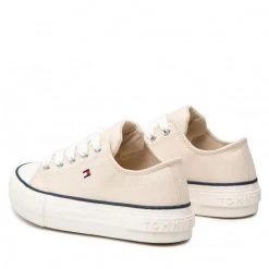 Enfant Baskets TOMMY HILFIGER - Low Cut Lace-Up Sneaker T3A4-32118-0890 M Beige 500 Beige 10 Enfant Baskets TOMMY HILFIGER - Low Cut Lace-Up Sneaker T3A4-32118-0890 M Beige 500 Beige -Tommy Hilfiger Soldes 0000209249996 02 bs kopia