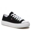 Enfant Baskets TOMMY HILFIGER - Low Cut Lace-Up Sneaker T3A4-32118-0890 S Black 999 Noir -Tommy Hilfiger Soldes 0000209250022 01 st