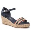 Femme Espadrilles TOMMY HILFIGER - Corporate Webbing Low Wedge FW0FW06293 Desert Sky DW5 Bleu Marine -Tommy Hilfiger Soldes 01 0000209911374 sw