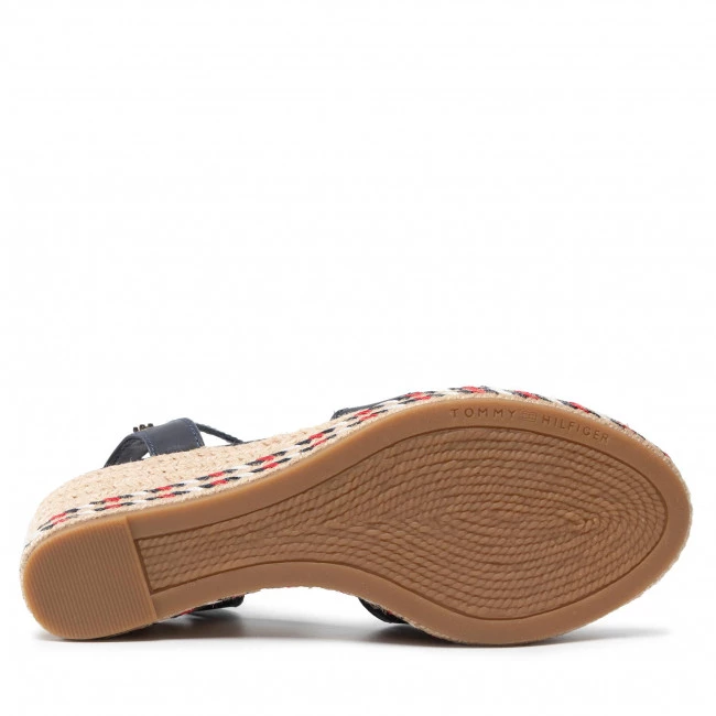 Femme Espadrilles TOMMY HILFIGER - Feminine Low Wedge Sandal FW0FW06303 Desert Sky DW5 Bleu Marine 6 Femme Espadrilles TOMMY HILFIGER - Feminine Low Wedge Sandal FW0FW06303 Desert Sky DW5 Bleu Marine – Image 4