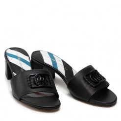 Femme Mules / Sandales De Bain TOMMY HILFIGER - Th Leather Branding Heel Sandal FW0FW06477 Black BDS Noir 12 Femme Mules / Sandales De Bain TOMMY HILFIGER - Th Leather Branding Heel Sandal FW0FW06477 Black BDS Noir -Tommy Hilfiger Soldes 05 0000209909029 ks