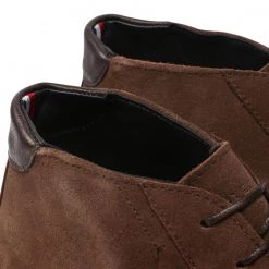 Homme Boots Tommy Hilfiger - Signature Hilfiger Suede Boot FM0FM04174 Cocoa GT6 Marron -Tommy Hilfiger Soldes 05 0000301099192 rz