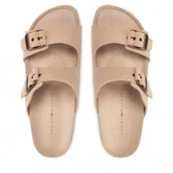 Homme Mules / Sandales De Bain TOMMY HILFIGER - Cork Suede Buckle Sandal FM0FM04367 Clayed Pabble AB3 Beige -Tommy Hilfiger Soldes 06 0000300530542 fp