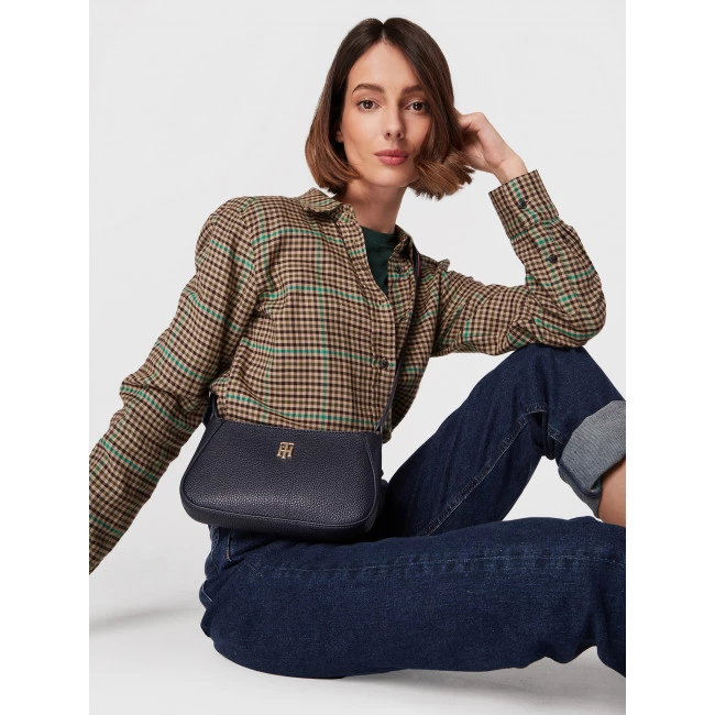 Sacs Sac à Main TOMMY HILFIGER - Th Element Crossover Corp AW0AW12008 0G2 Bleu Marine 8 Sacs Sac à Main TOMMY HILFIGER - Th Element Crossover Corp AW0AW12008 0G2 Bleu Marine – Image 6