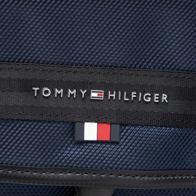 Accessoires Trousse De Toilette Tommy Hilfiger - Elevated Nylon Travel Washbag AM0AM08124 DW5 Bleu Marine 5 Accessoires Trousse De Toilette Tommy Hilfiger - Elevated Nylon Travel Washbag AM0AM08124 DW5 Bleu Marine – Image 3
